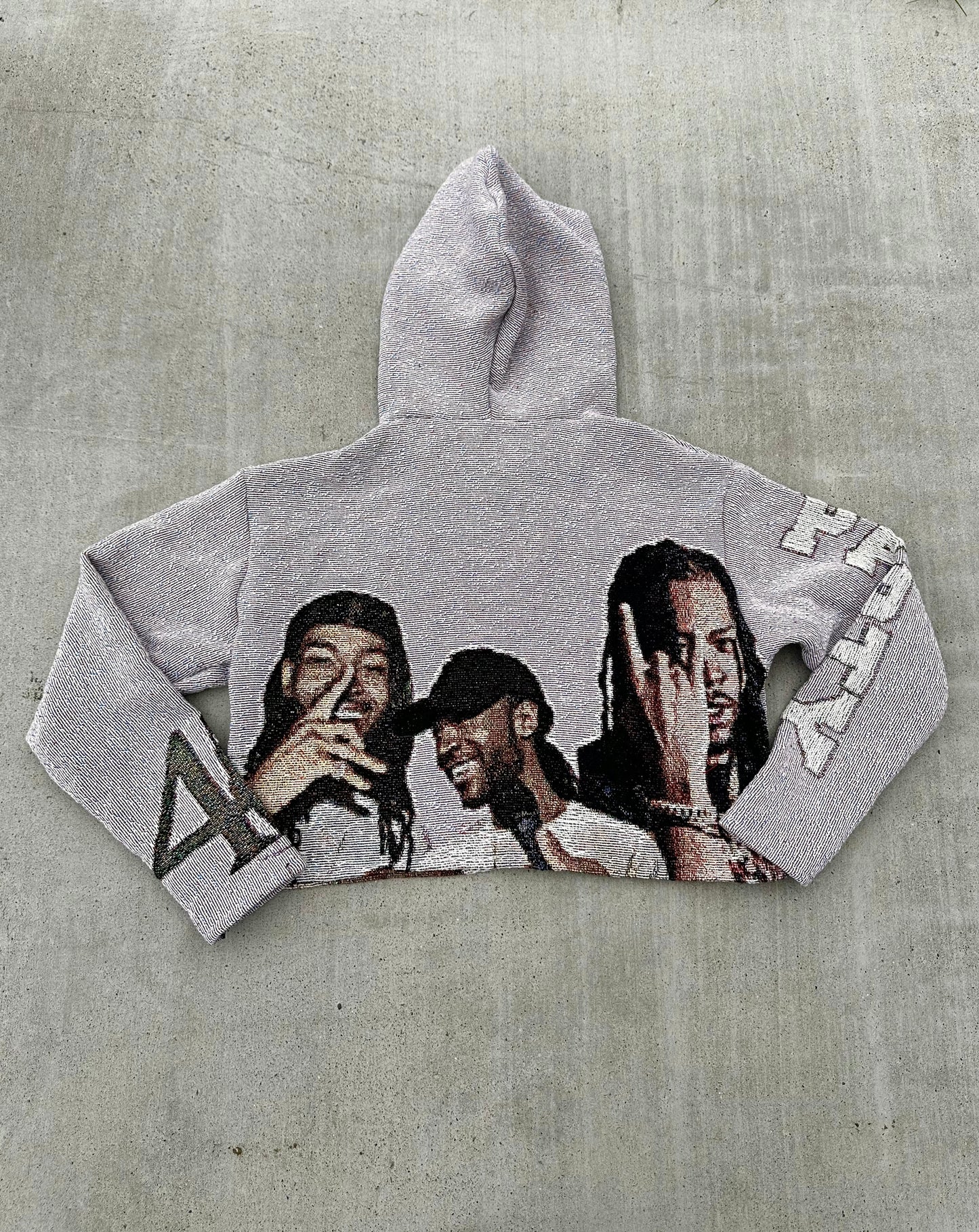 “SORRY IM OUTSIDE” Partynextdoor Cropped Tapestry Hoodie